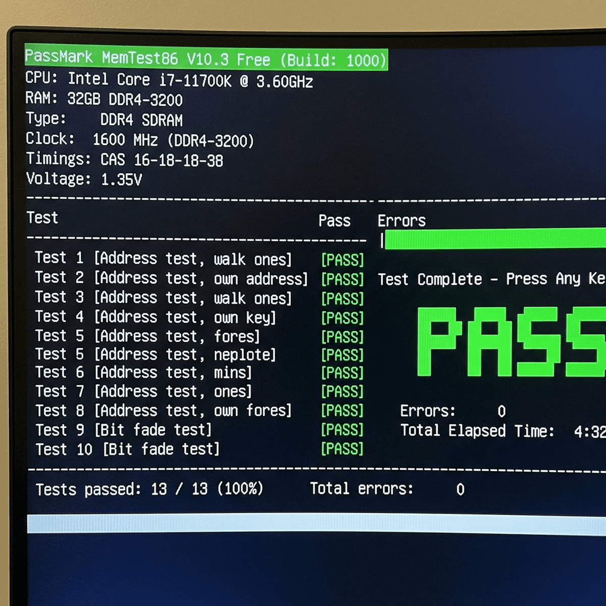MemTest86 showing all passes complete with zero errors